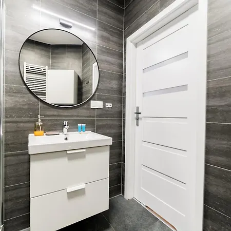 Apartamento Rynek Jezycki Homely By Bookinghost *